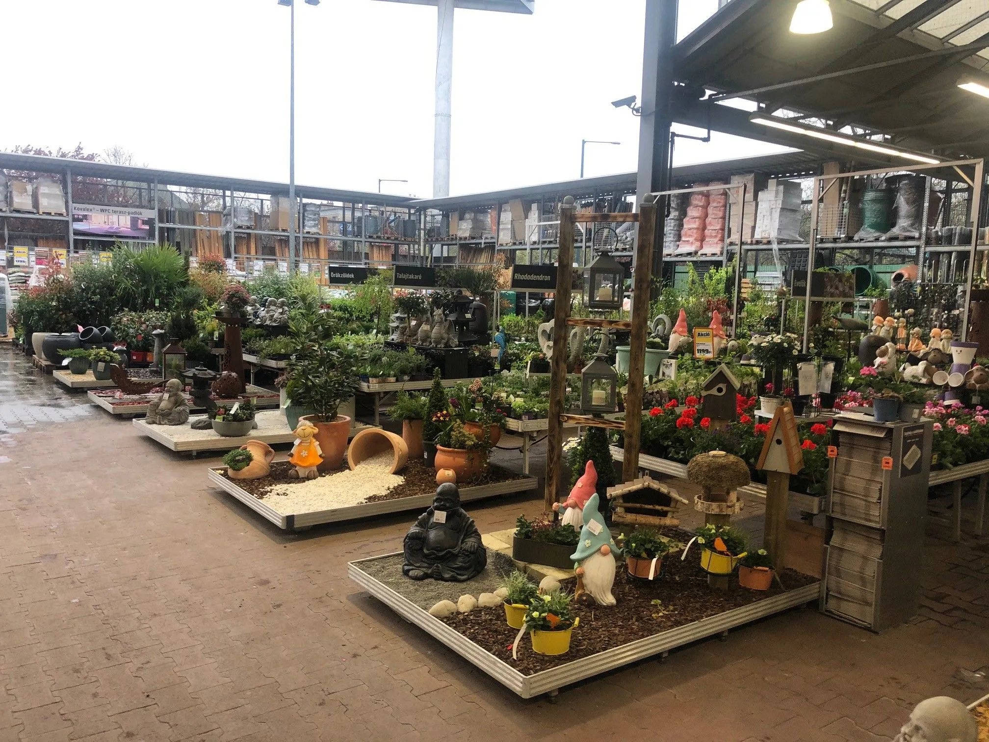 15 üzleti kép OBI ÁRUHÁZ BUDAPEST