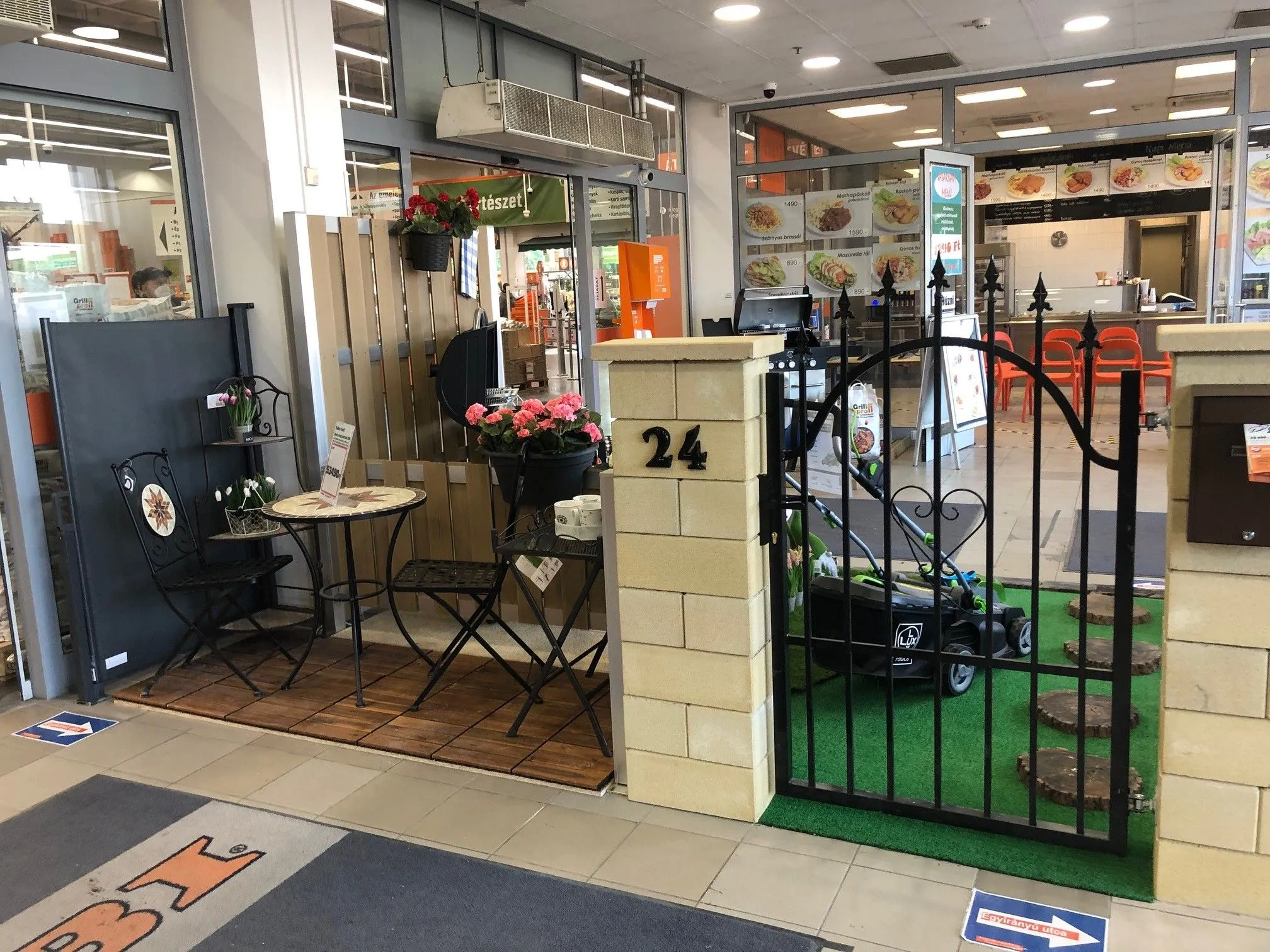 18 üzleti kép OBI ÁRUHÁZ BUDAPEST