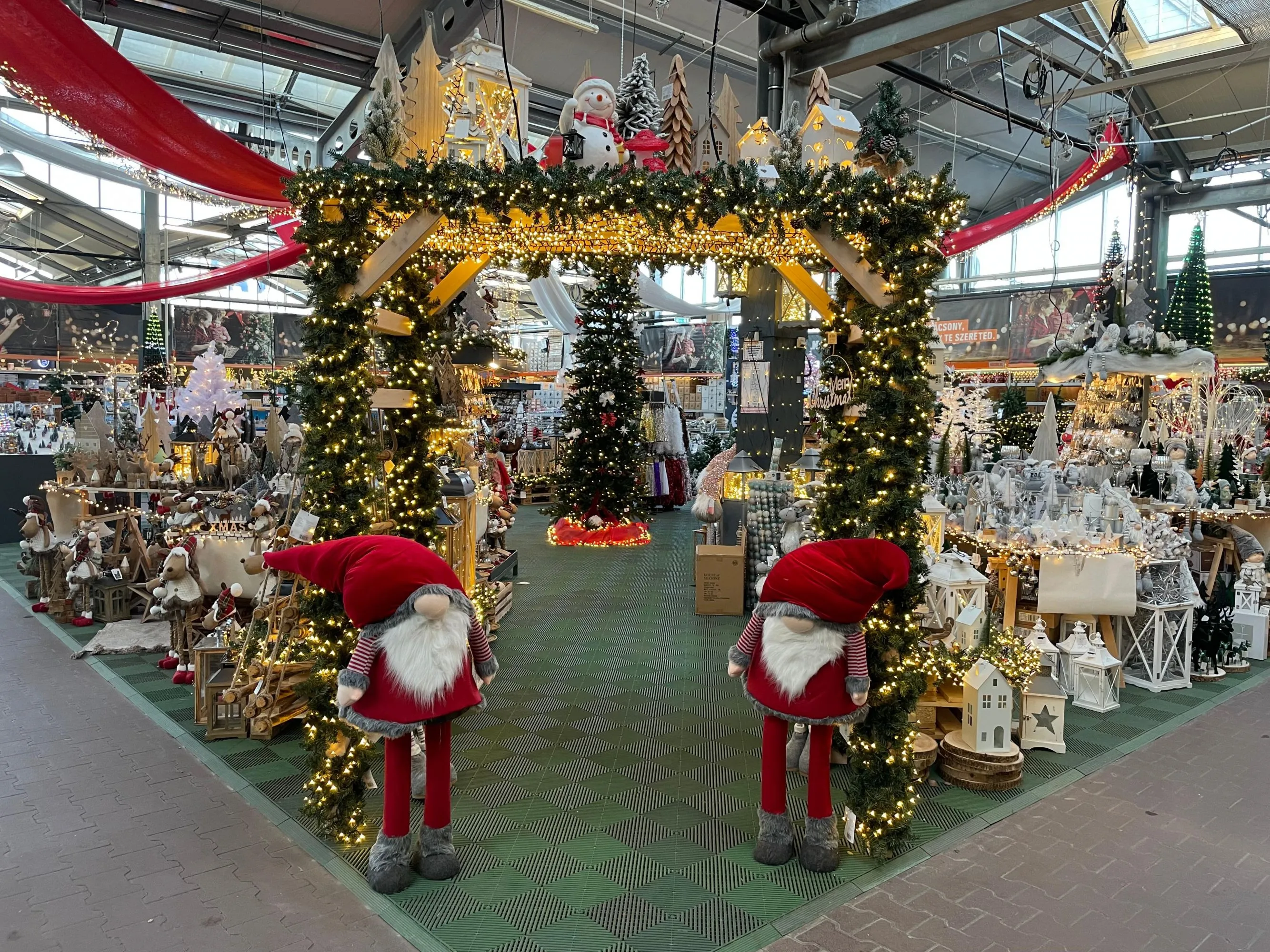 5 üzleti kép OBI ÁRUHÁZ BUDAPEST