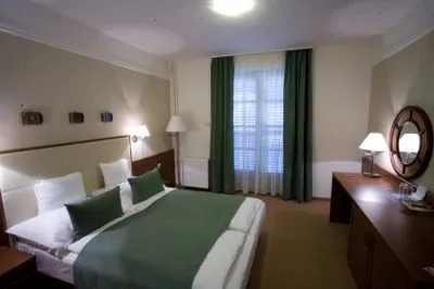 25 üzleti kép FLESHPINK BELSŐÉPÍTÉSZET