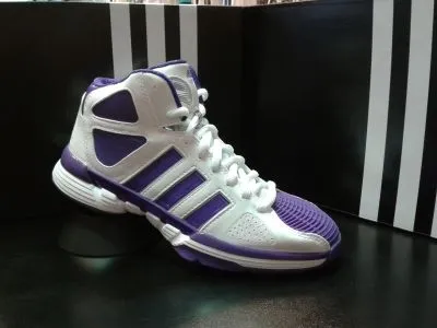 6 üzleti kép BASKETBALL WORLD - KOSÁRLABDA SZAKÜZLET