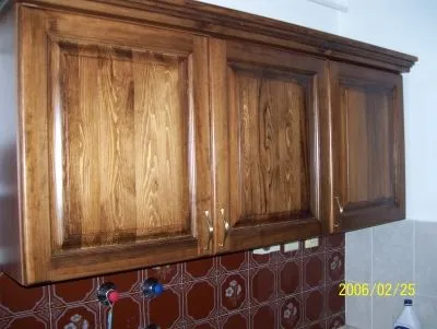 5 üzleti kép BÚTORFÁBÓL