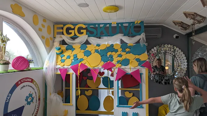 4 üzleti kép #HASHTEGG TOYEE KALANDPARK