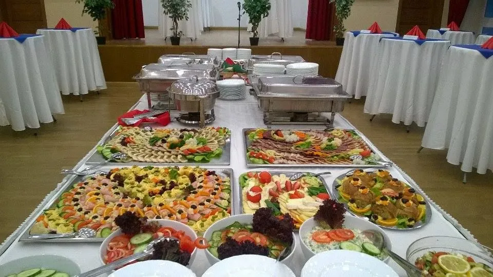 3 üzleti kép KÉKFÉNY ÉTTEREM